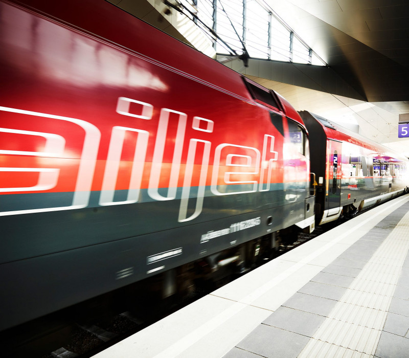 Bild Für eine starke Bahn in Rot Weiß Rot!